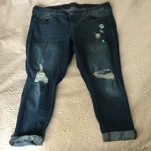 Torrid Size 20 crop boyfriend jeans